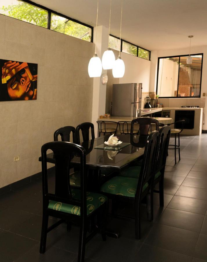 Rinakawsay - Viveviajando Apartamento Amoblado En Tena Esterno foto
